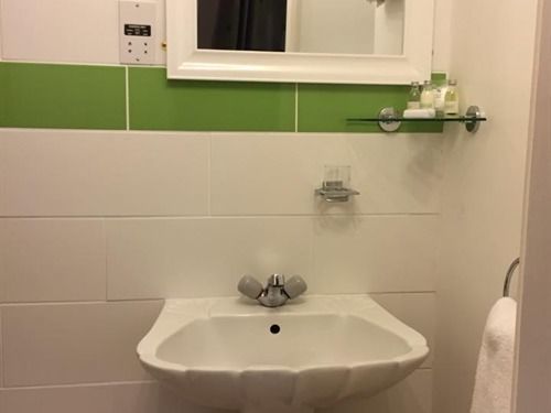 The Avenue Bed & Breakfast Durham Bagian luar foto